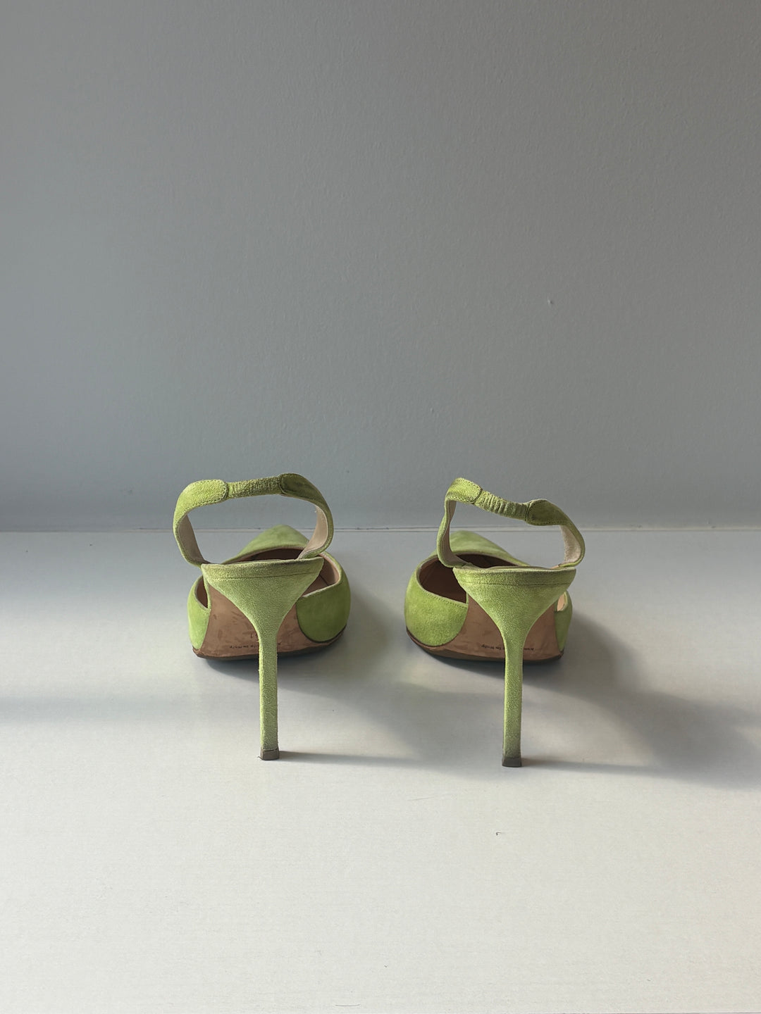 Manolo Blahnik Lime Green Suede Carolyne Slingback Pumps