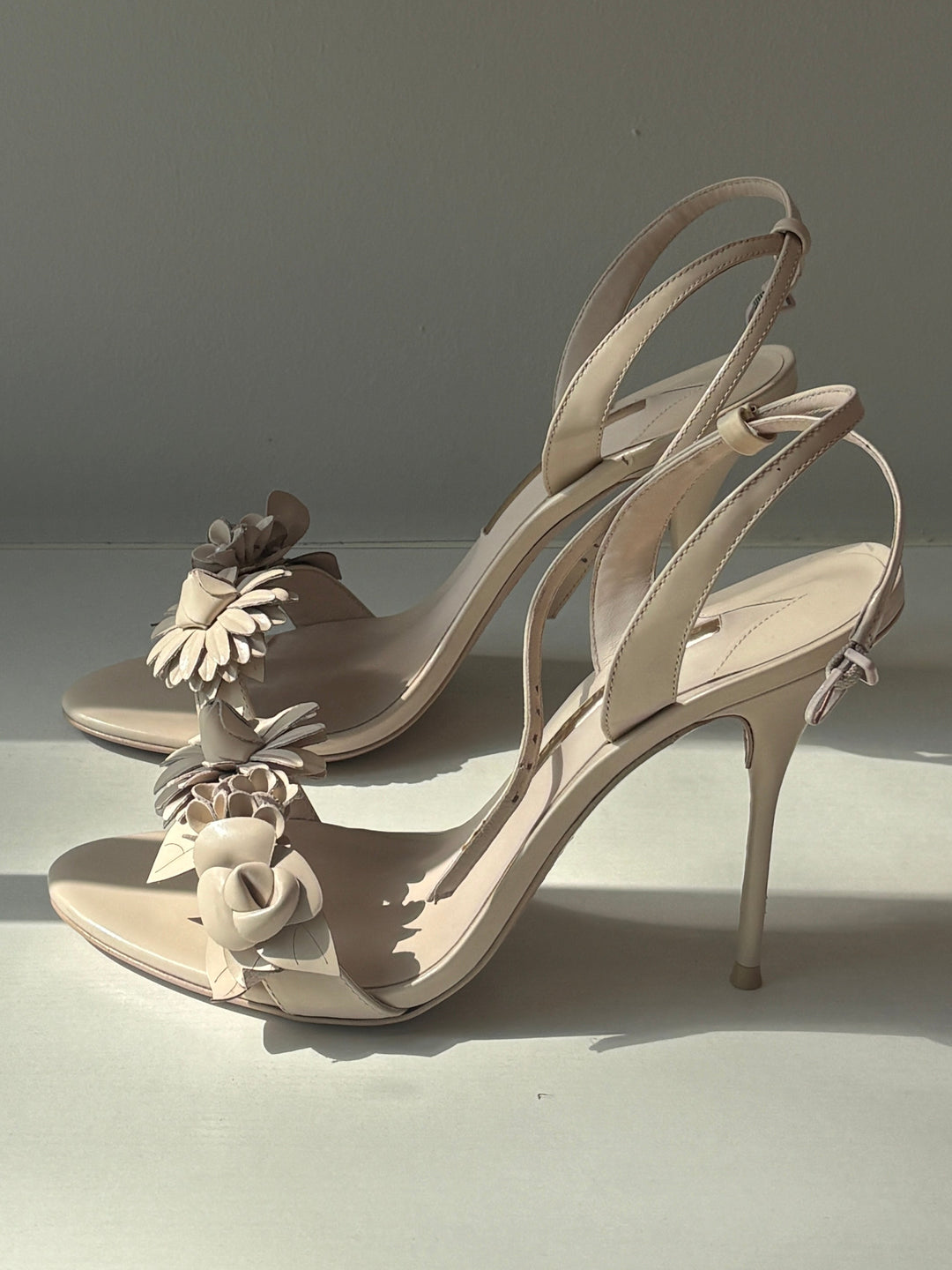 Sophia Webster Lilico Bone Floral Leather Heels