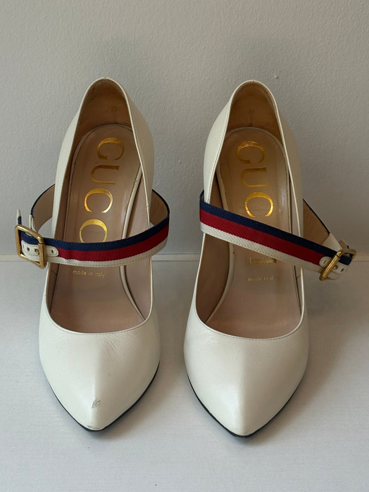 Gucci White Leather Sylvi Web Strap Pointed Toe Pumps