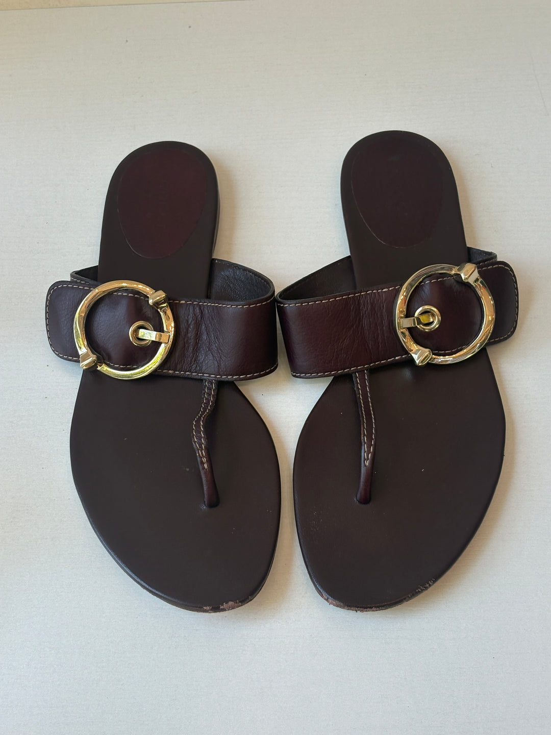 Gucci Brown Leather Horsebit Thong Sandals