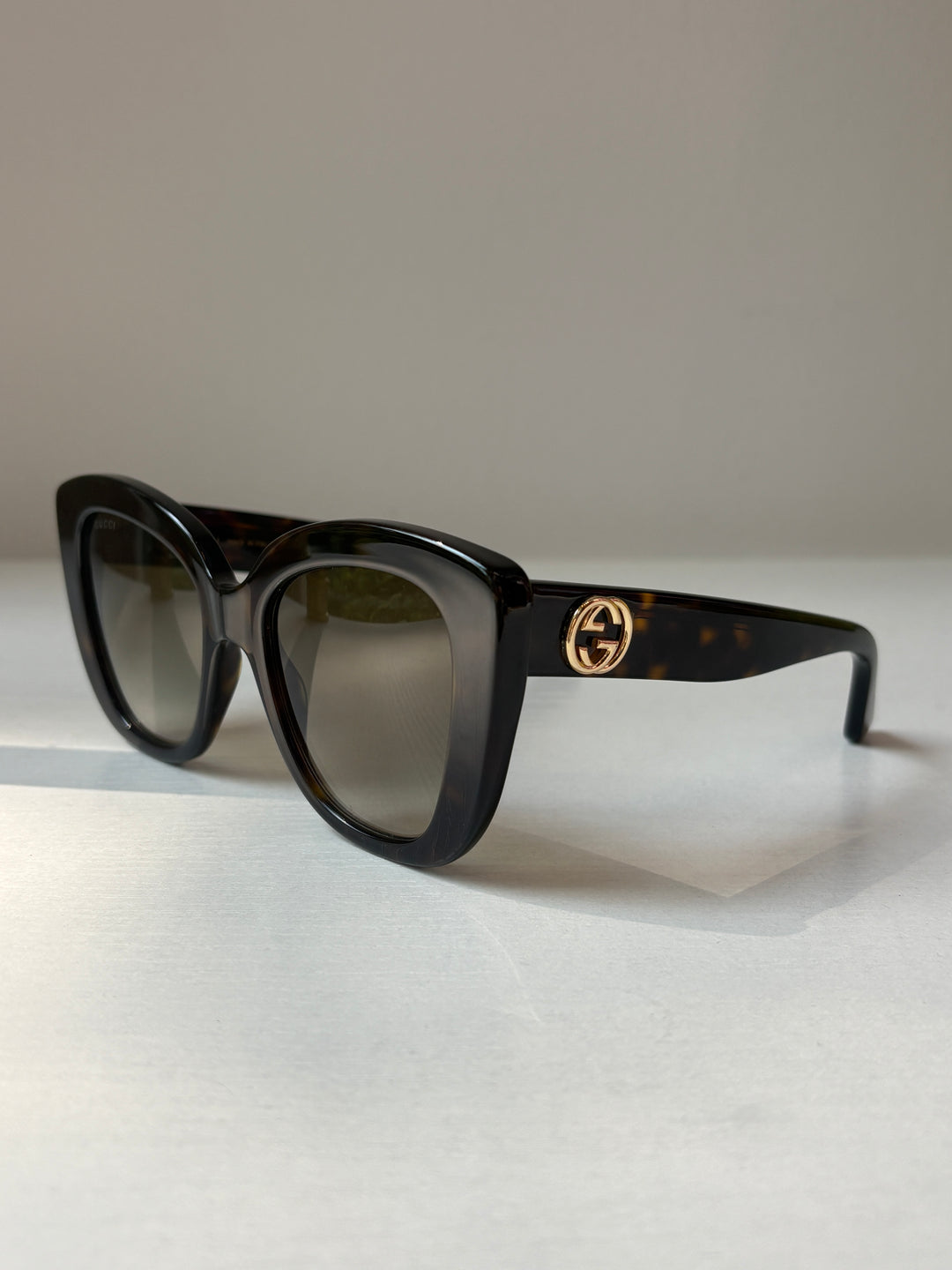 Gucci Tortoiseshell Acetate Oversized Sunglasses