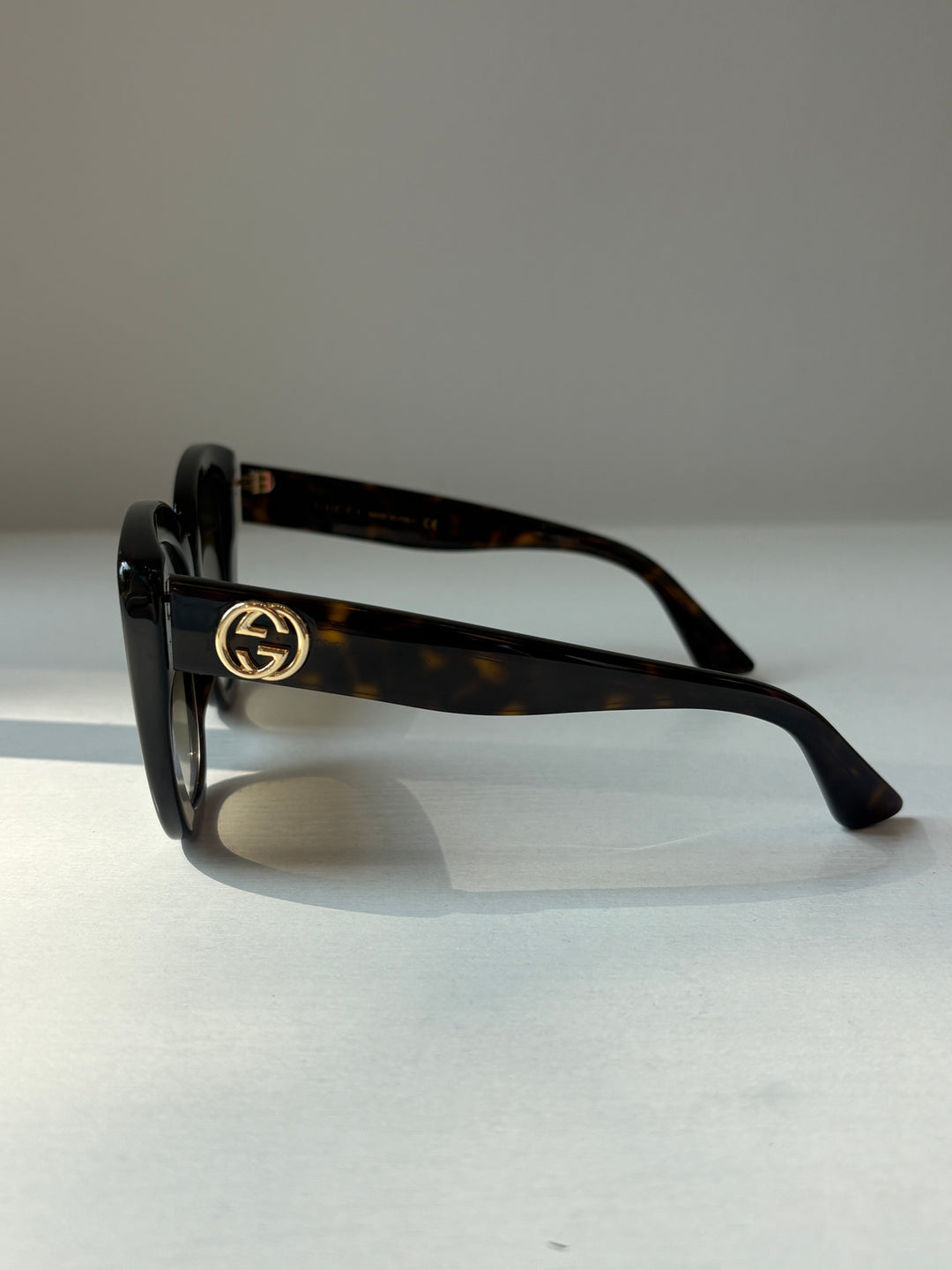 Gucci Tortoiseshell Acetate Oversized Sunglasses