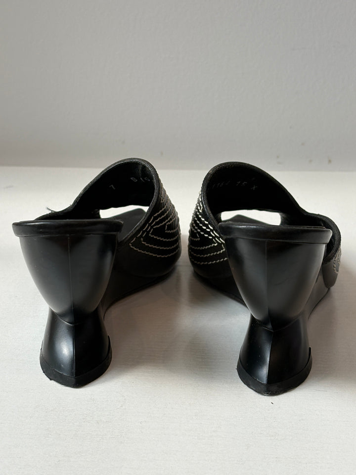 Robert Clergerie Black Leather Sculpted-Heel Mules with Contrast Stitching