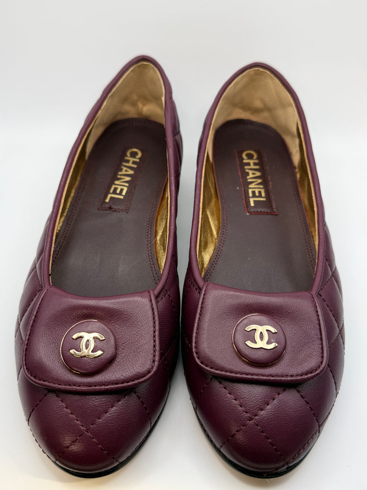 Chanel 2023 Quilted CC Ballet Flats- Burgundy Lambskin