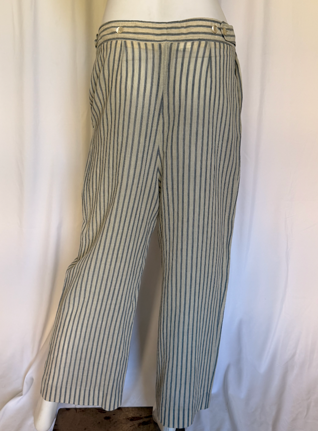 Hussein Chalayan Striped Linen Blend Cropped Trousers