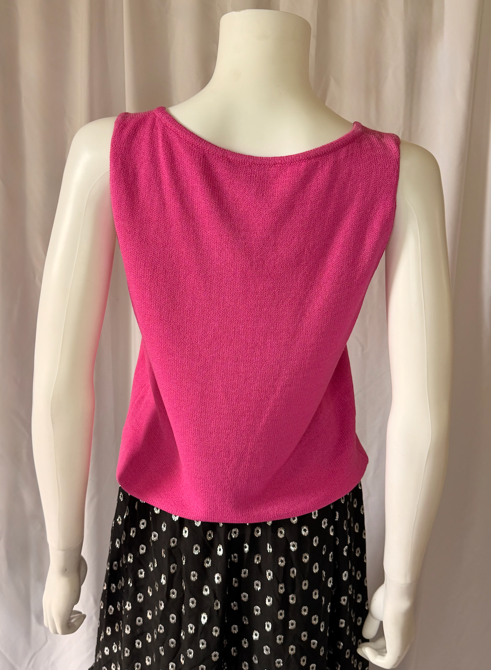 St. John Collection Pink Knit Shell Top