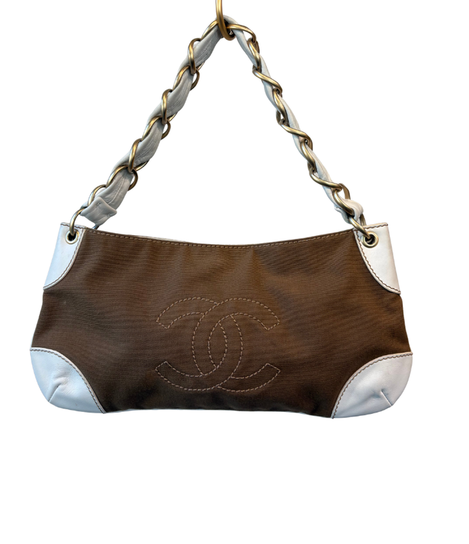 Chanel Pochette Vintage 2003-2004